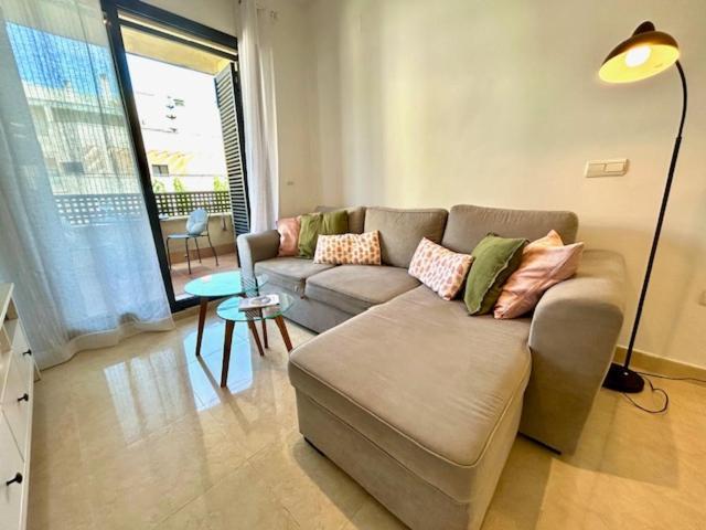 Gatu El Arrecife - Apartamento A 2 Minutos De La Playa En El Puerto De Santamaria , Preferente Mayores De 25 Anos Y Familias Эль-Пуэрто-де-Санта-Мария Экстерьер фото